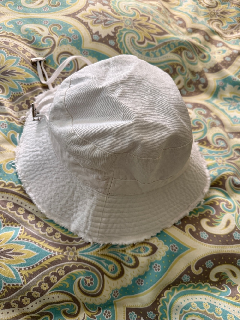 White Cotton Bucket Hat